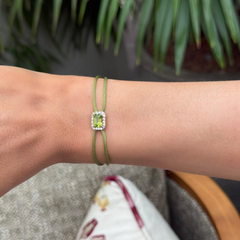 一 Gemstone Classic Olive Quartz Diamond Yellow Gold