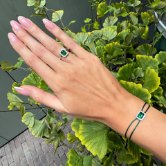 一 Gemstone Classic Green Agate Diamond White Gold