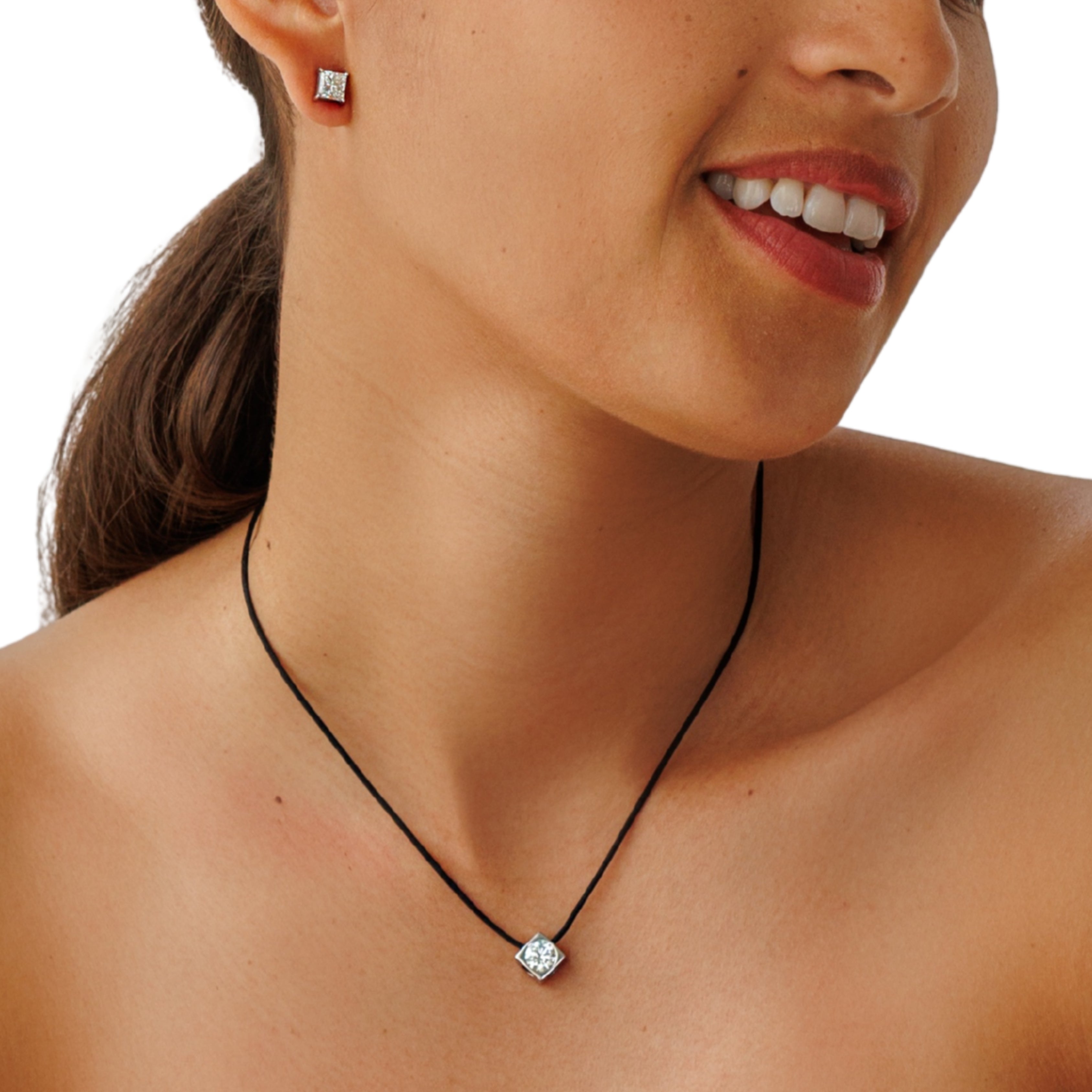 一 CUBE XL Diamond Necklace