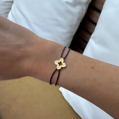 - Iconic Clover Yellow Gold