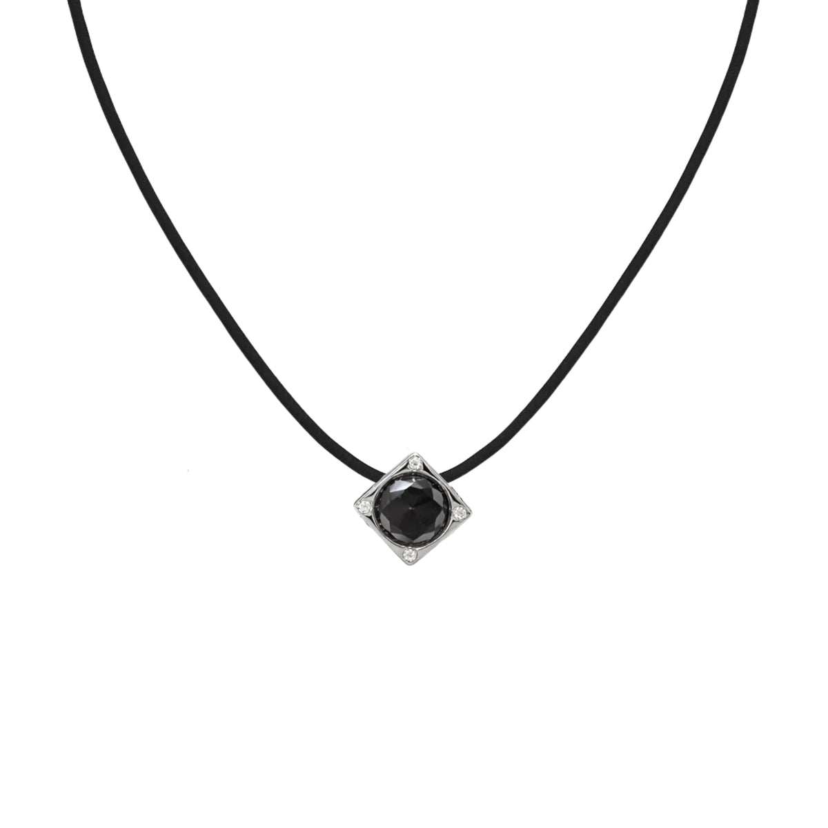 一 CUBE XL black Moissanite Necklace
