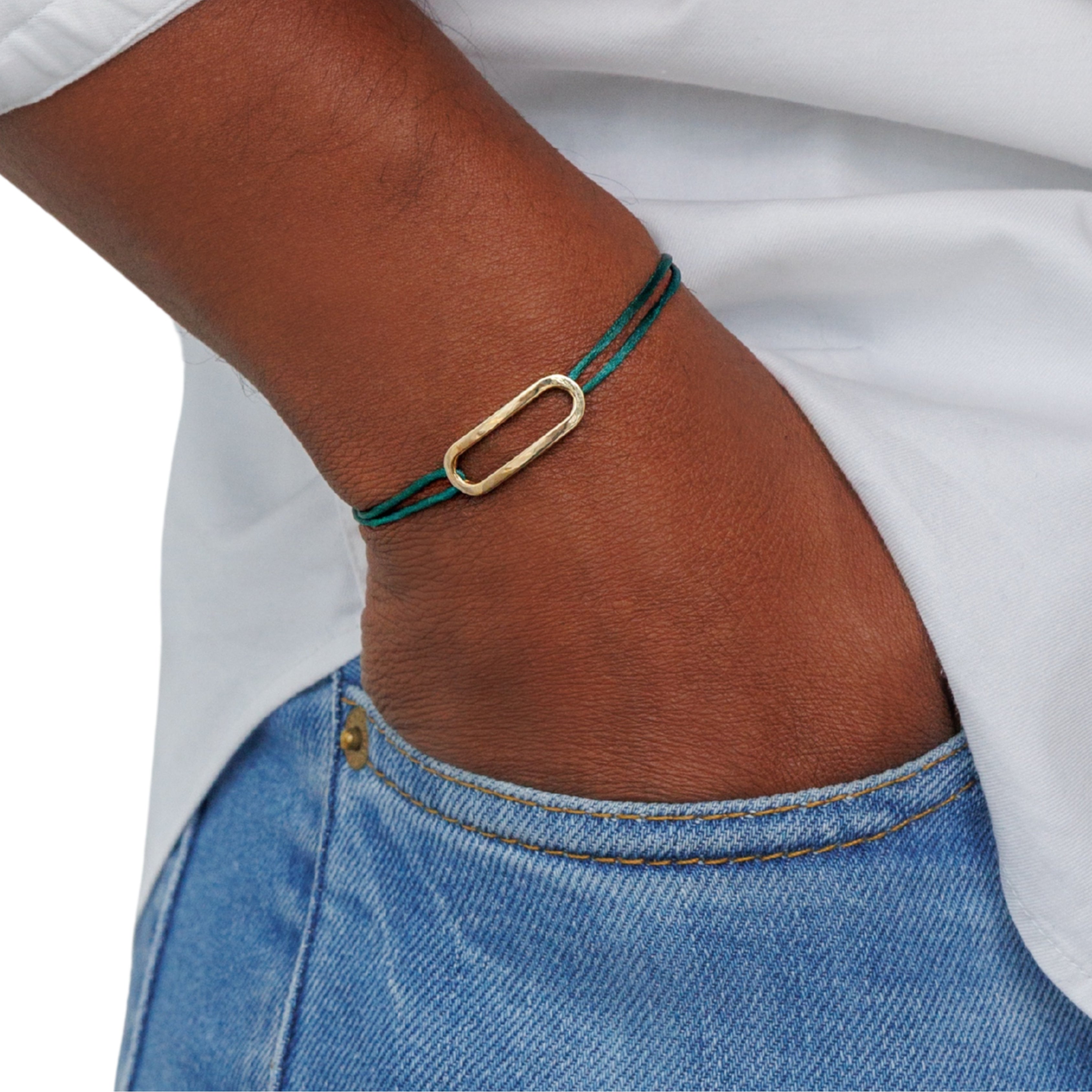 OVAL yellow gold